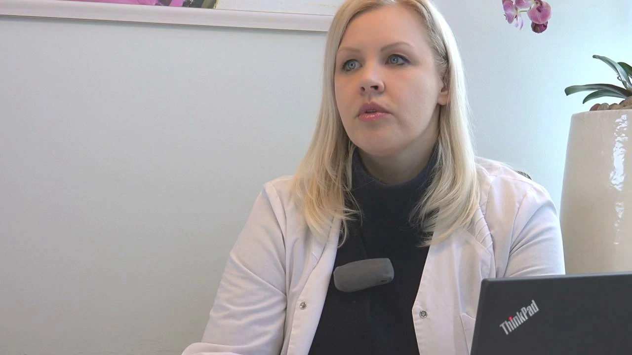 Dr. Anda Gaile kā notiek sejas tilpuma atjaunošana?