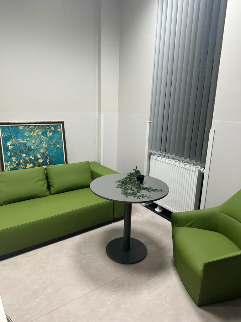 LMC Lux Ward