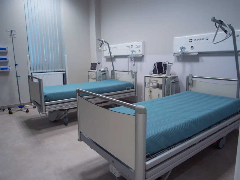 Ward at the Latvian Microsurgery Center