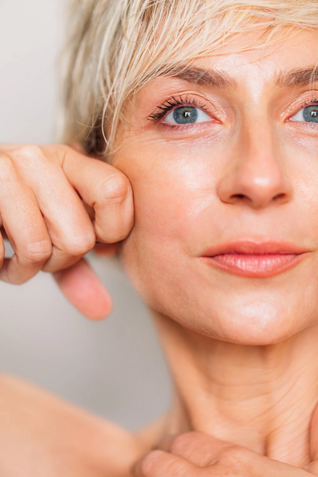 Techniques for Improving the Facial Contour in Plastic Surgery